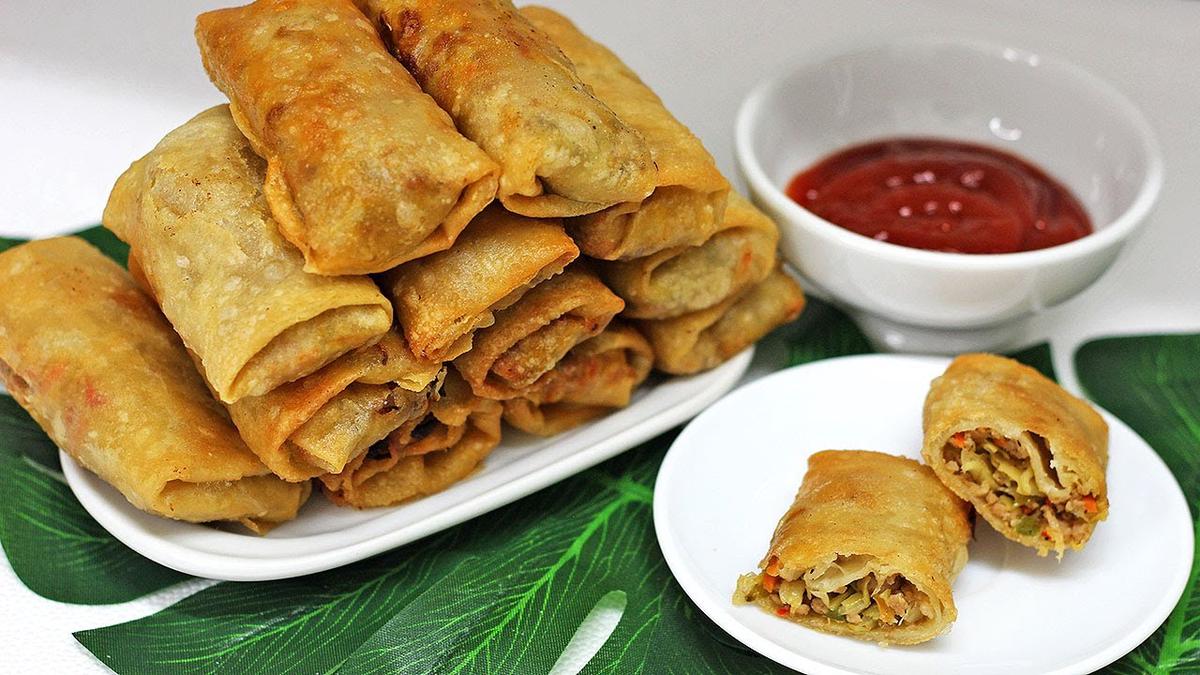 'Video thumbnail for SPRING ROLL RECIPE/ CRISPY /RICH /FLAVORFUL/ HOW TO MAKE PORK /BEEF/CHICKEN SPRING ROLL AT HOME'